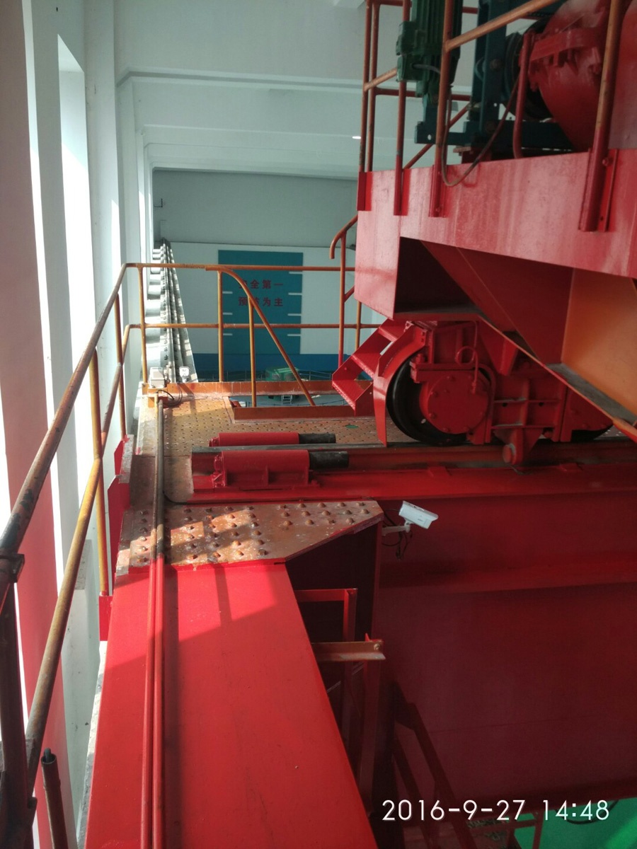 起重機(jī)安全監(jiān)控系統(tǒng)現(xiàn)場照片五